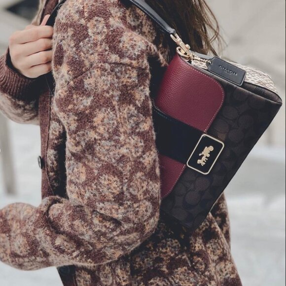 NWT - COACH Grace Shoulder Bag In Signature Canvas- CC066 Brown Black $498